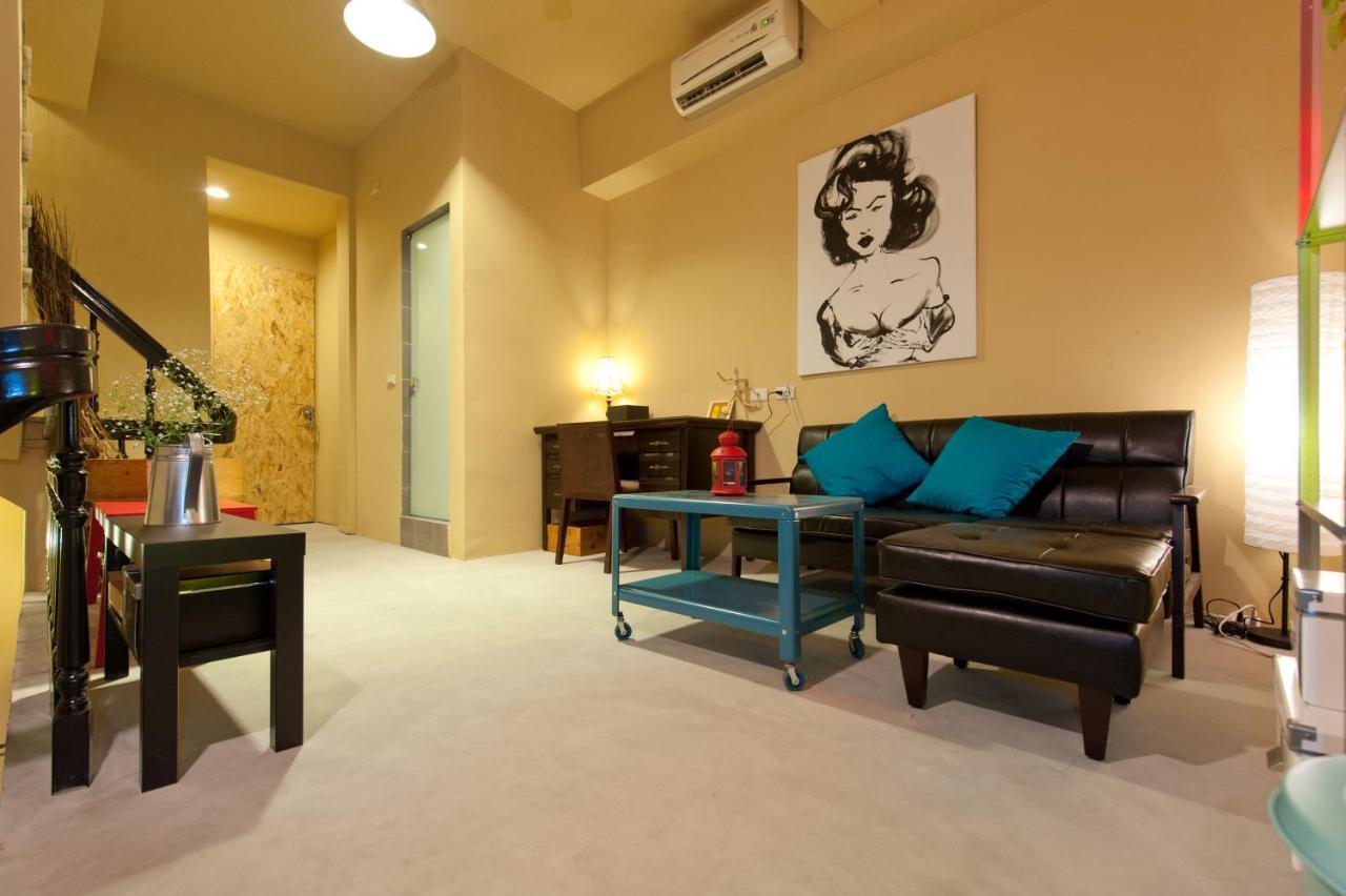 Leo 111/Arena Ruifeng Hotell Kaohsiung Exteriör bild